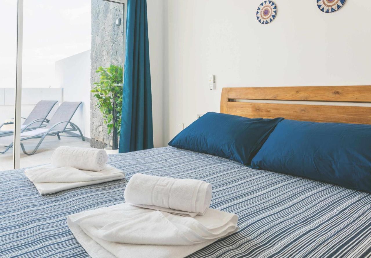 Monterey House Playa Blanca Villa Екстериор снимка